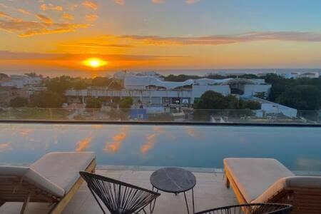 Apartamento Oceanview Roof Pool With Speakeasy Cafe And Gym Parking Playa del Carmen